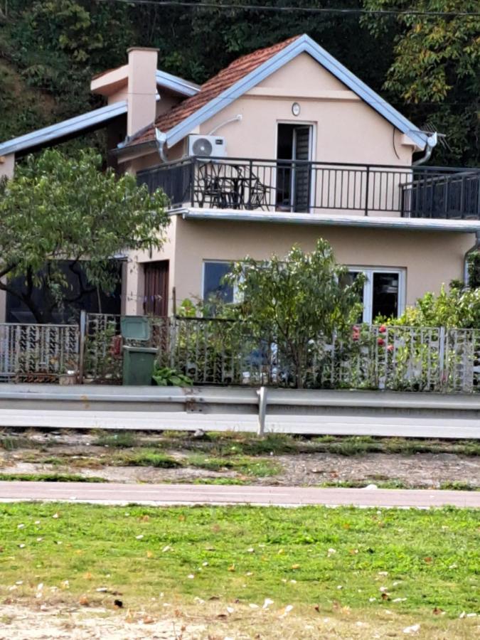 Apartmani Dordevic جولوباك المظهر الخارجي الصورة
